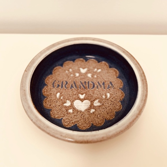 COASTAL GRANDMOTHER‎ AESTHETIC HAND MADE GRANDMA PIE PLATE - Picture 5 of 6